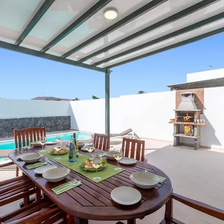 Manrique By Vila