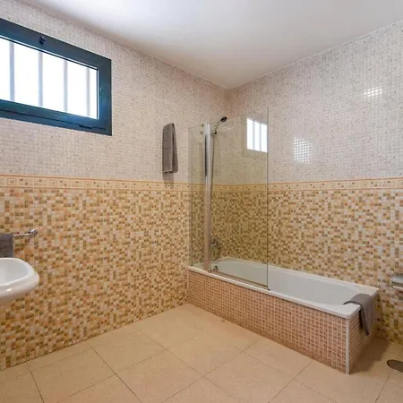 Vila Manrique By
